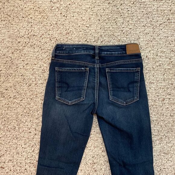 American Eagle super super stretch jegging size 2 US regular dark wash denim - Picture 2 of 7